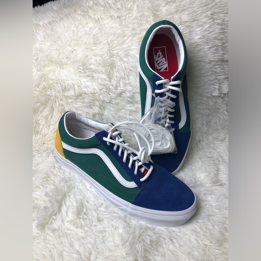 Vans Men's Blue Green Yellow and Red Sneakers Men’s size 10.5 NWOT - Picture 2 of 16